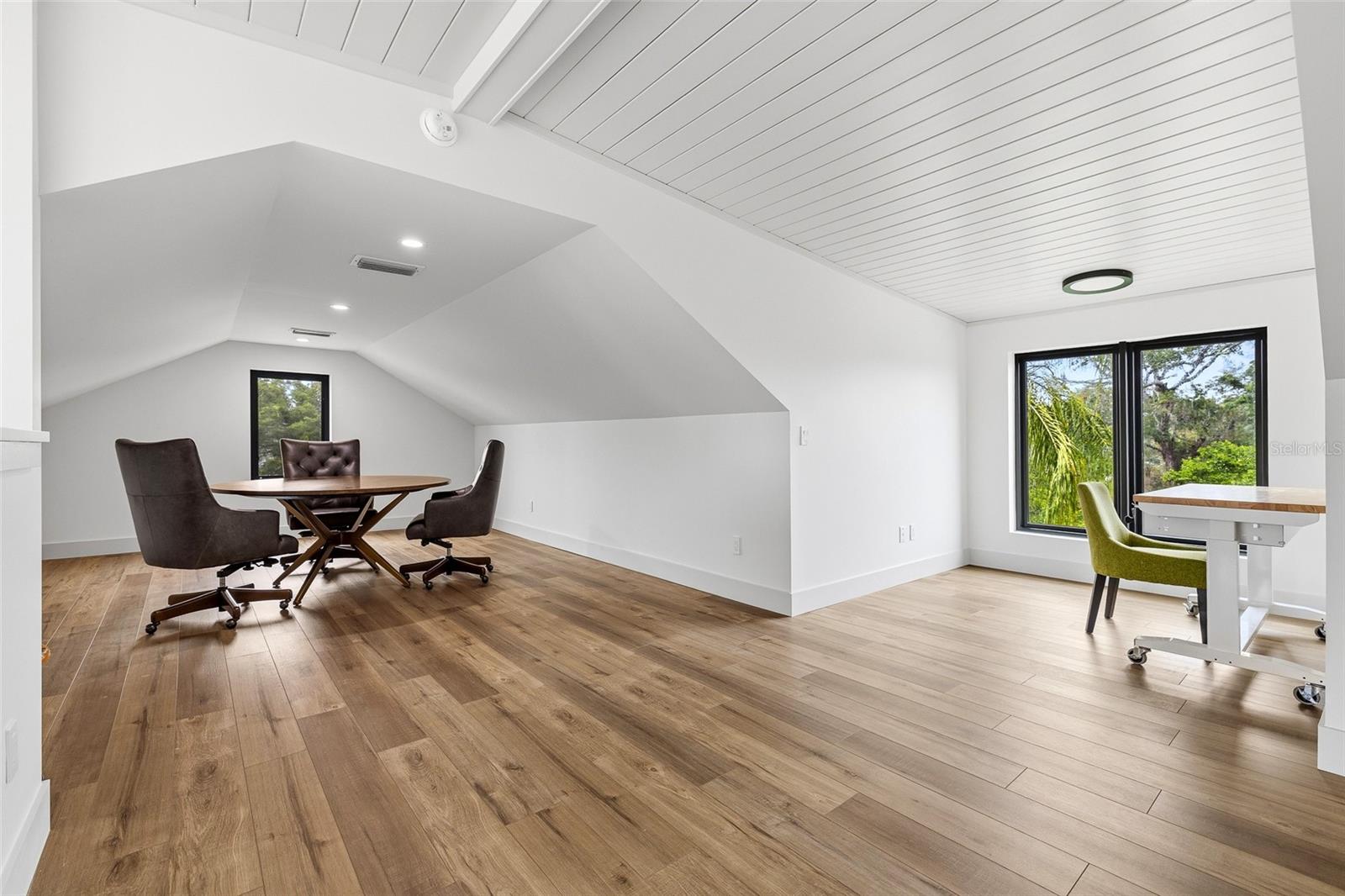 HORTON AARON - Residential