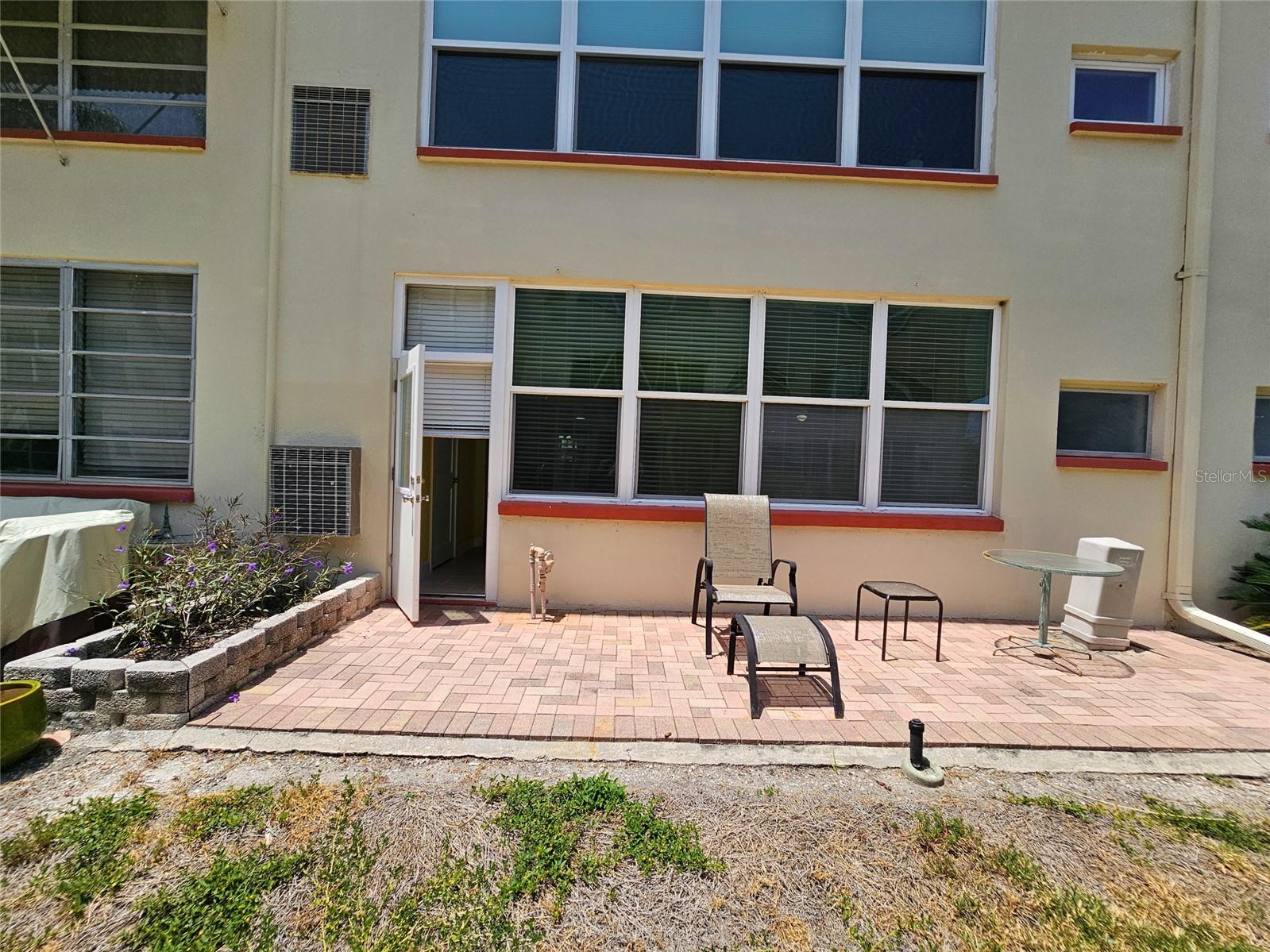 TOWN SHORES OF GULFPORT - Residential Lease