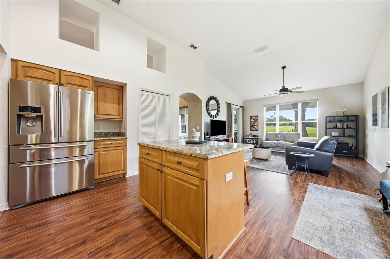MT DORA COUNTRY CLUB MT DORA PH 03-3 PCLS A B - Residential
