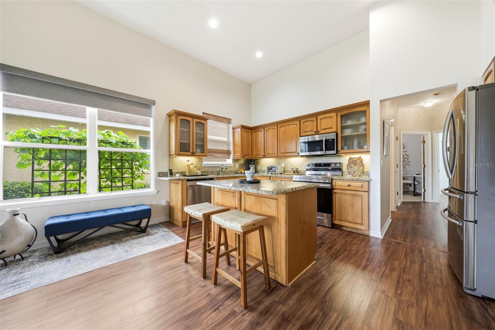 MT DORA COUNTRY CLUB MT DORA PH 03-3 PCLS A B - Residential