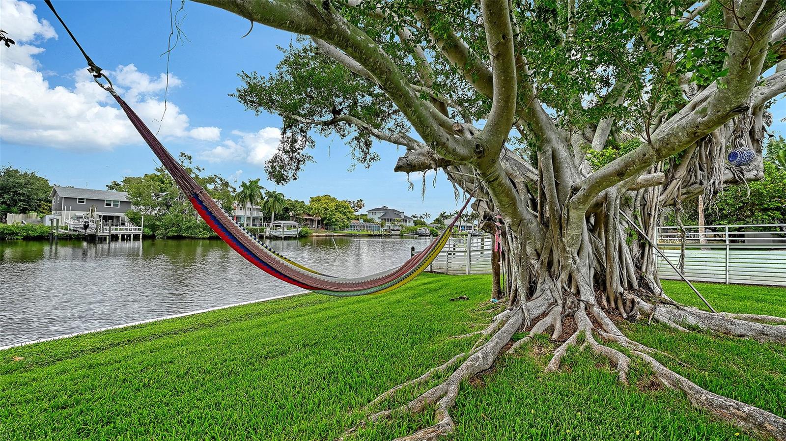PHILLIPPI GARDENS - Residential