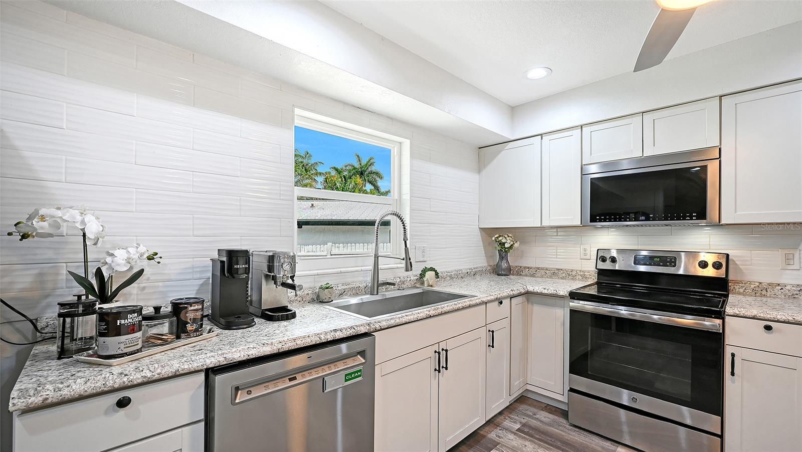 PHILLIPPI GARDENS - Residential