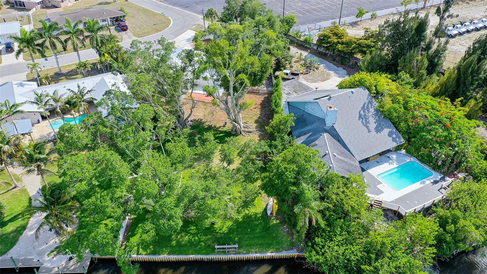 PHILLIPPI GARDENS - Residential