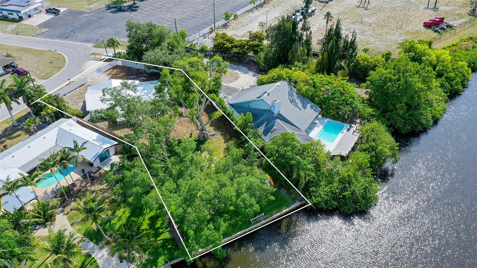 PHILLIPPI GARDENS - Residential