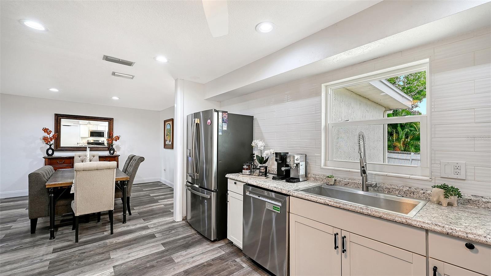 PHILLIPPI GARDENS - Residential