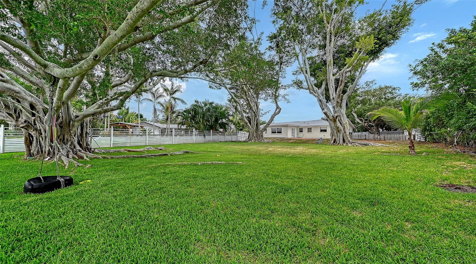 PHILLIPPI GARDENS - Residential