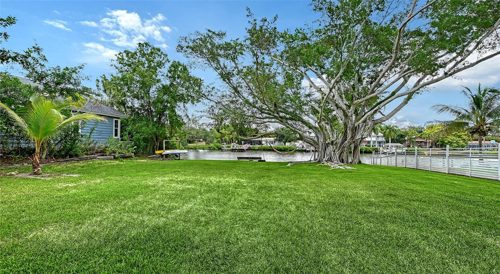 PHILLIPPI GARDENS - Residential