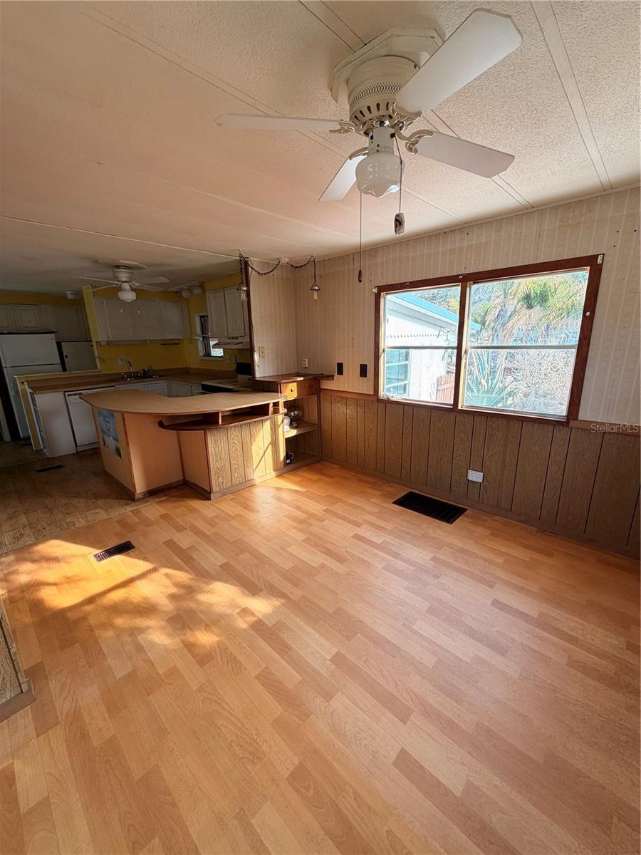 EAST COVE UNIT 03 UNREC - Residential