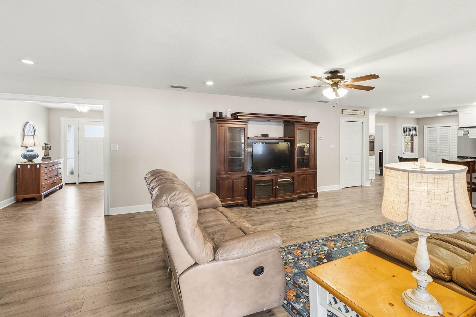 HIGH GLEN - Residential
