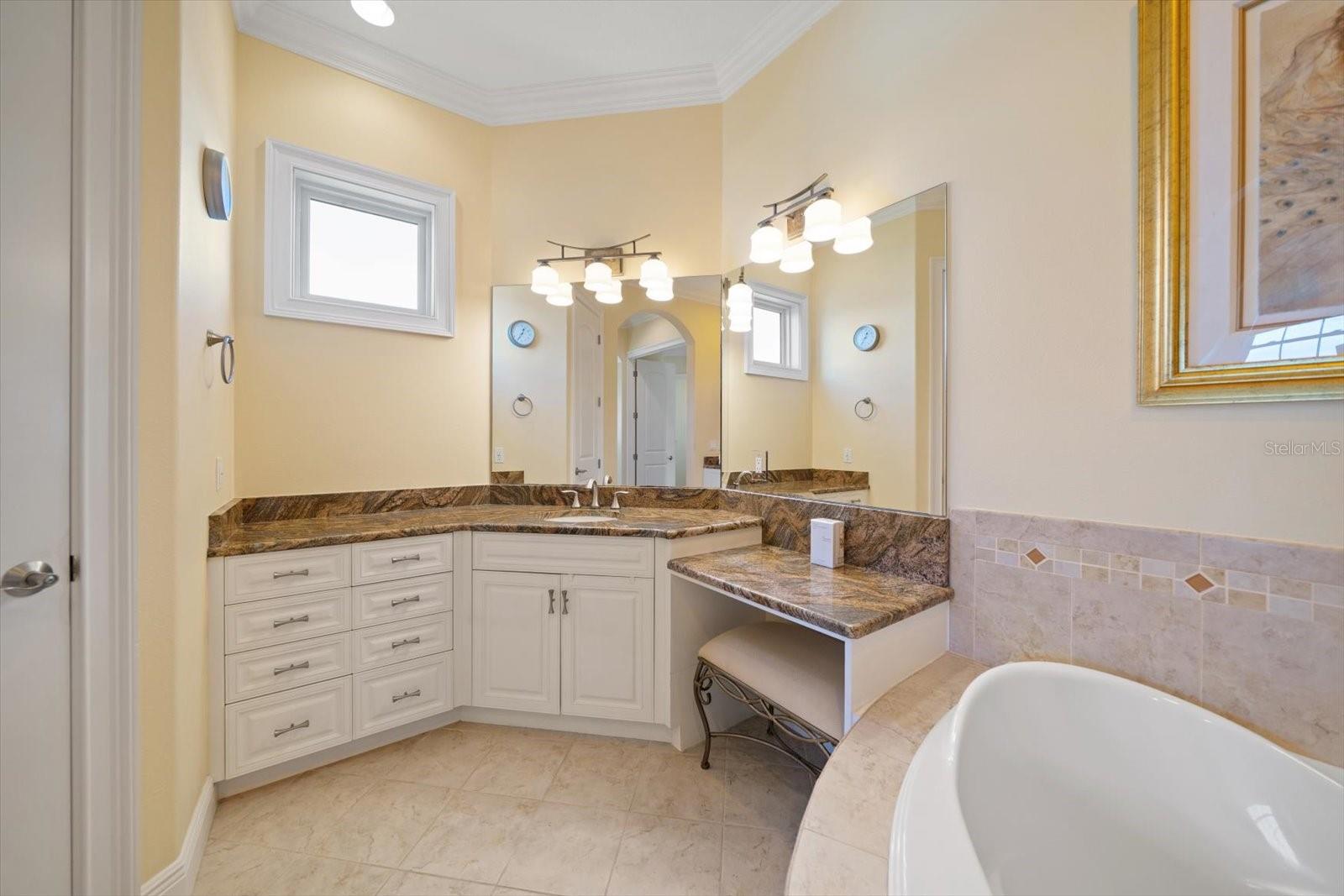 HARBOR BLUFFS SEC 5 2ND PT REP - Residential