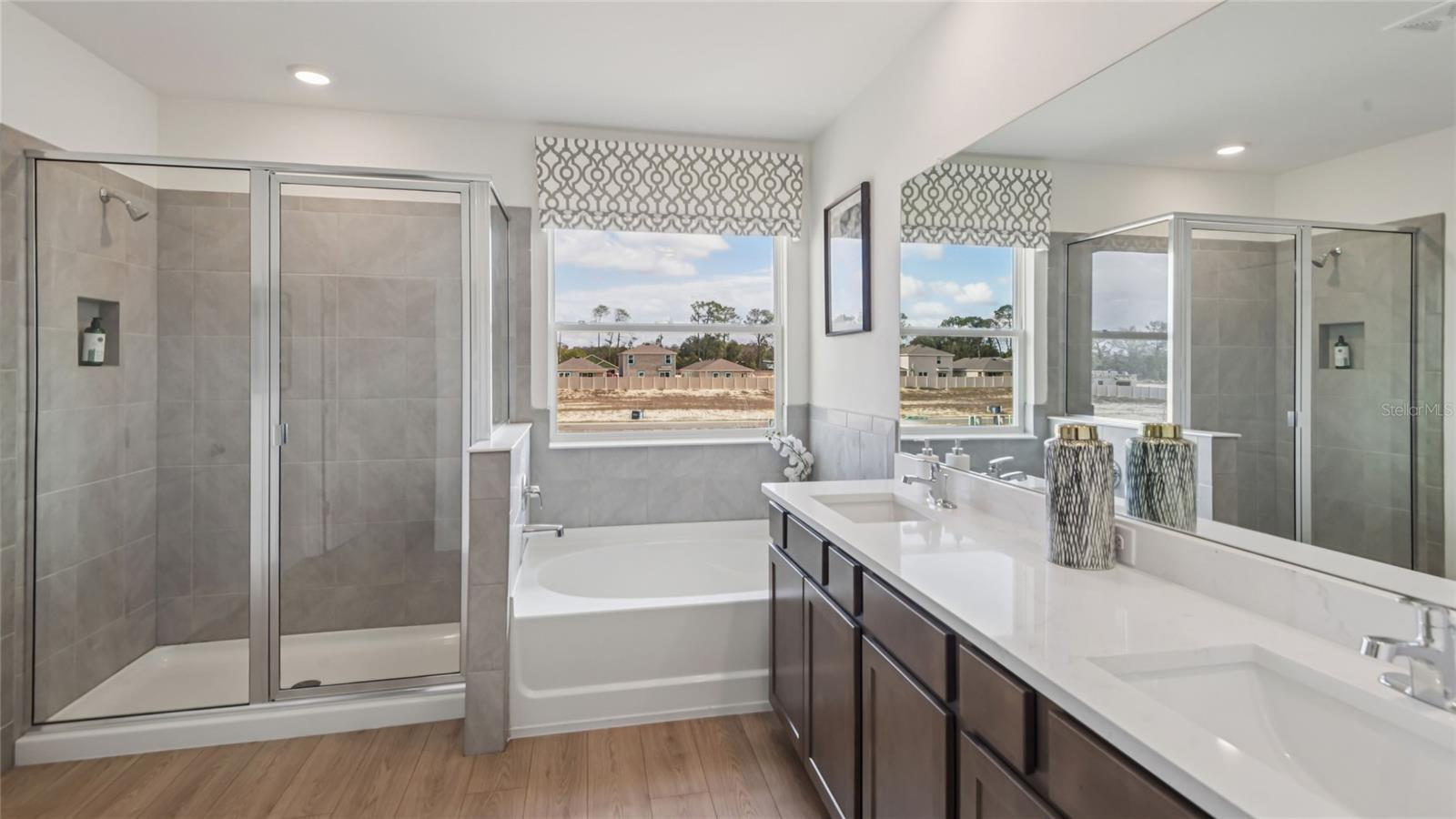 BRIARWOOD - Residential