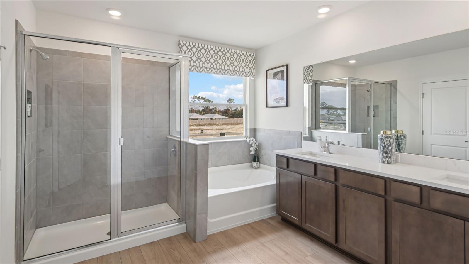 BRIARWOOD - Residential