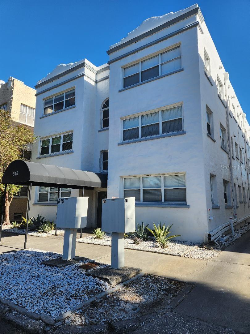 Fully renovated 12 unit multifamily asset located on Davis Island. Strong in place income with significant upside through short term rental conversion.
Currently ALL 12 units leased.
Financial details available thru Broker.