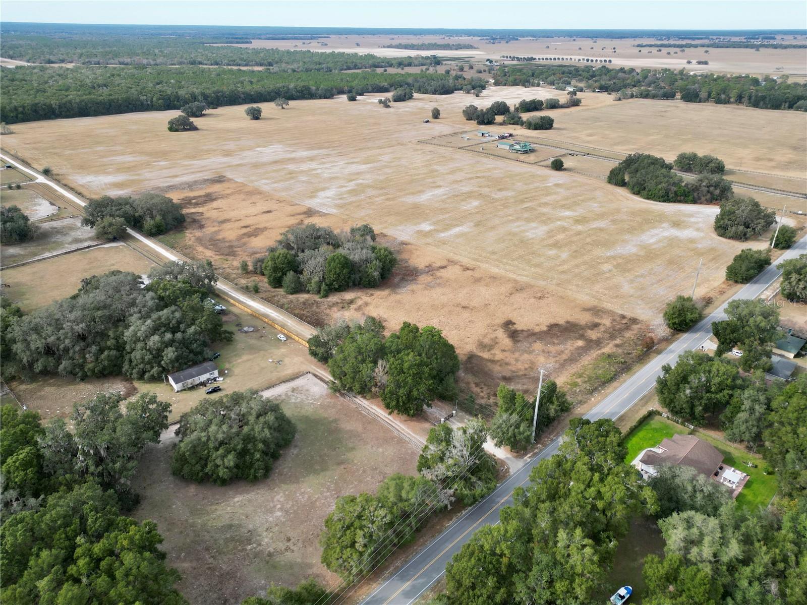 ROLLING HILL FARM - Land