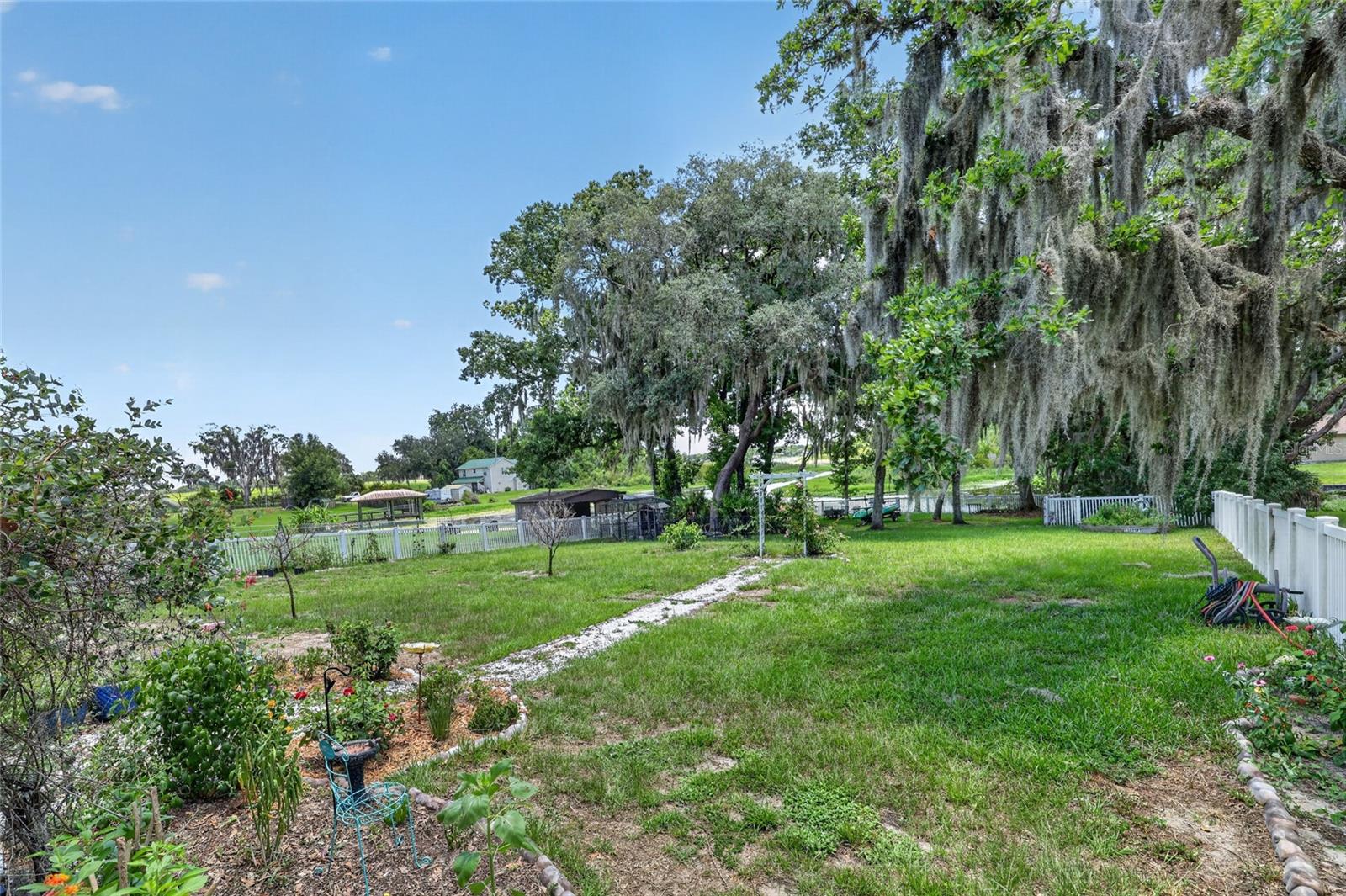 PEACEFUL ACRES SUB - Residential