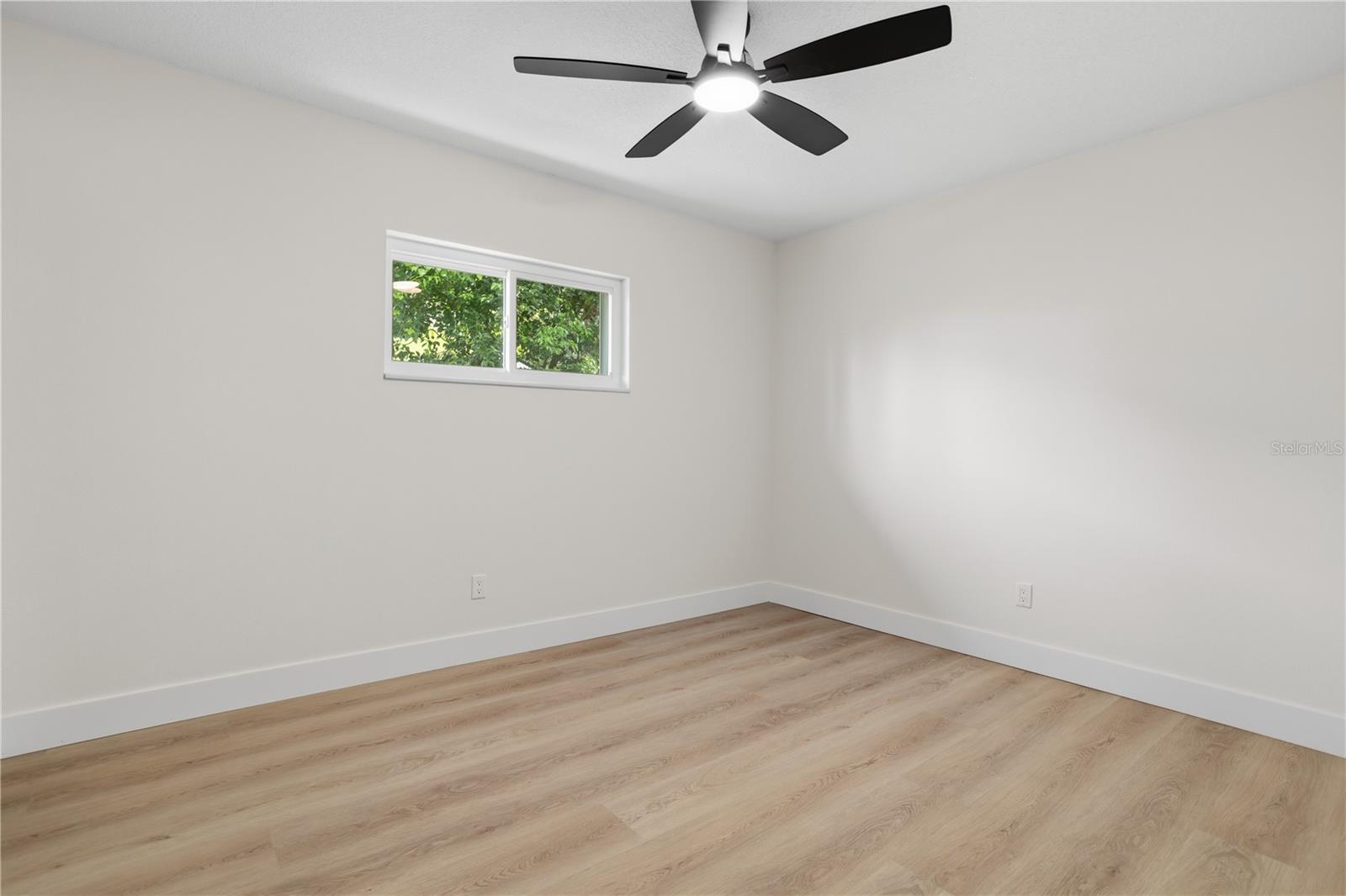 WINTER PARK PINES MERRIE OAKS - Residential