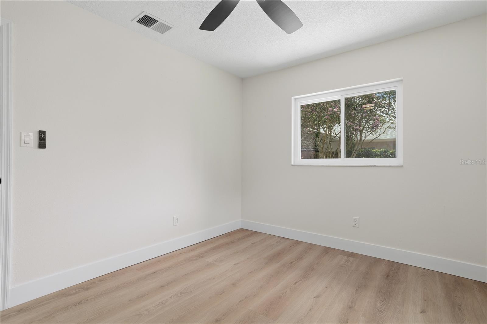 WINTER PARK PINES MERRIE OAKS - Residential