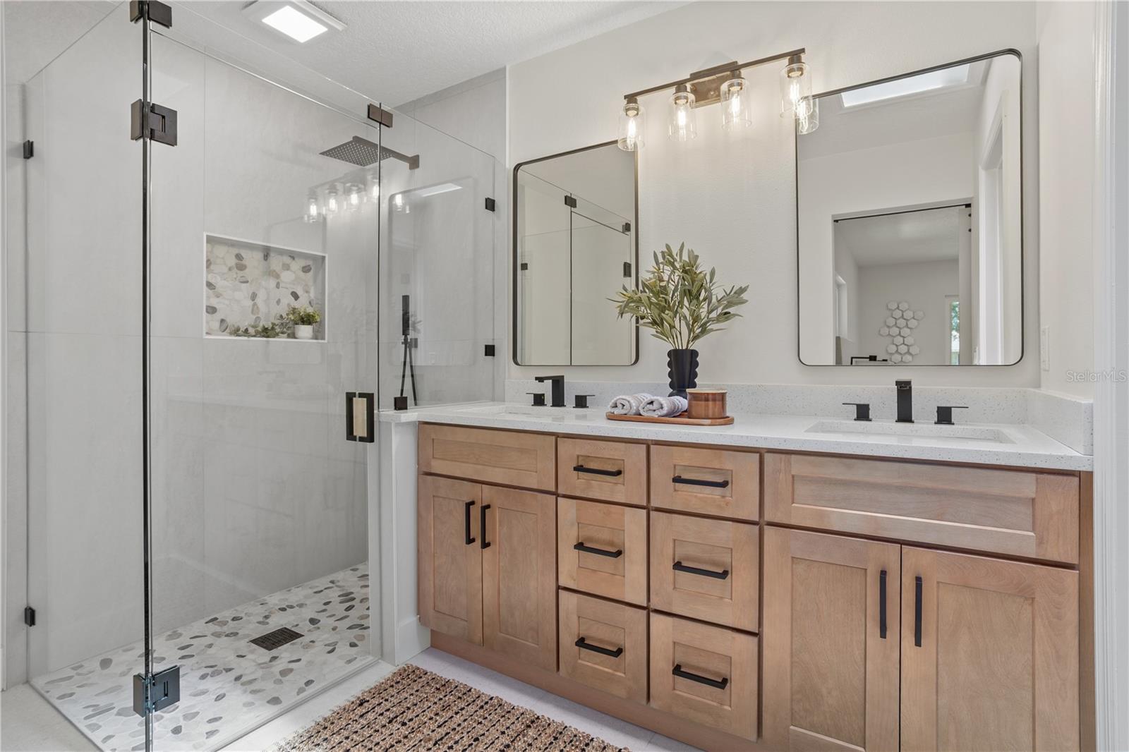 WINTER PARK PINES MERRIE OAKS - Residential