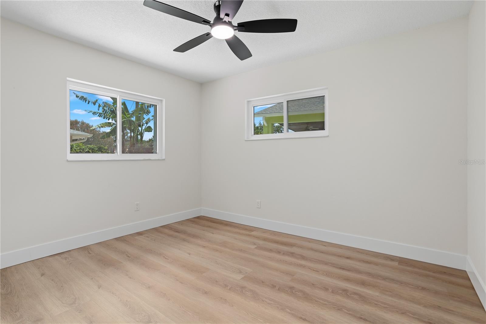WINTER PARK PINES MERRIE OAKS - Residential
