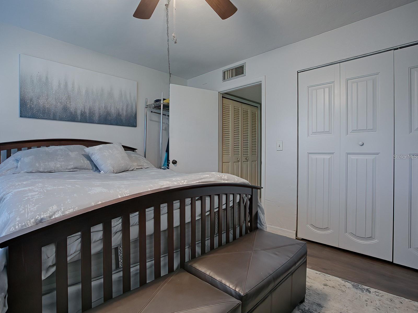 SANDALWOOD CONDO - Residential