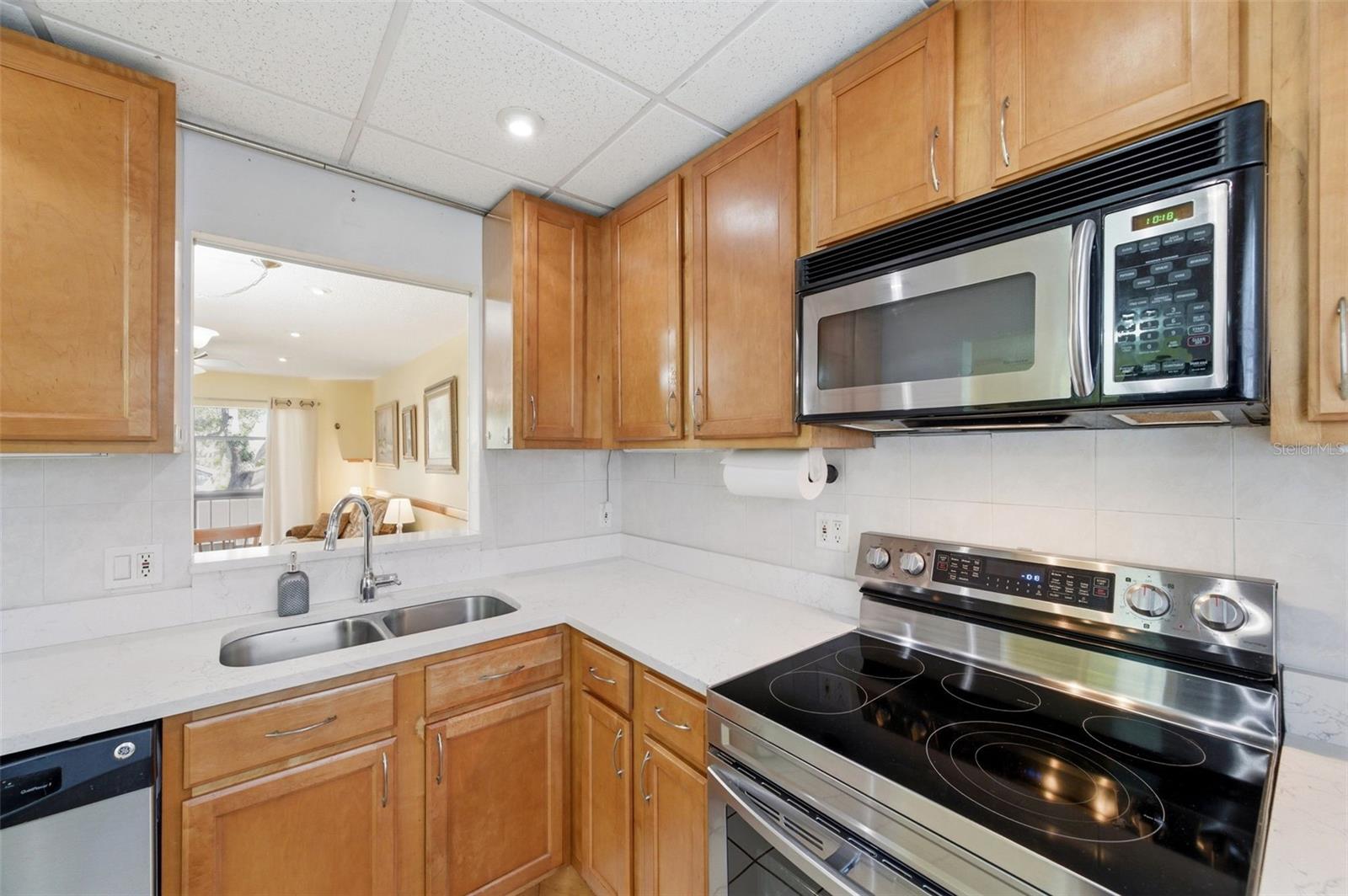 WATERS EDGE 3 CONDO - Residential