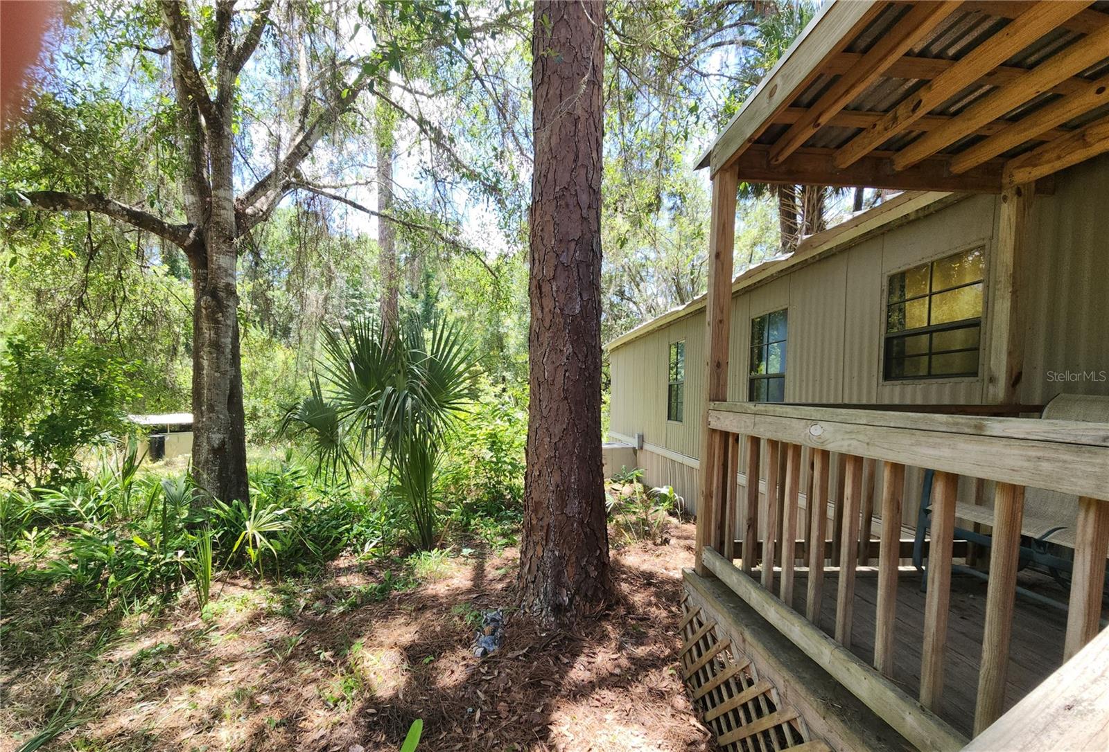 RIVER RETREATS - Residential
