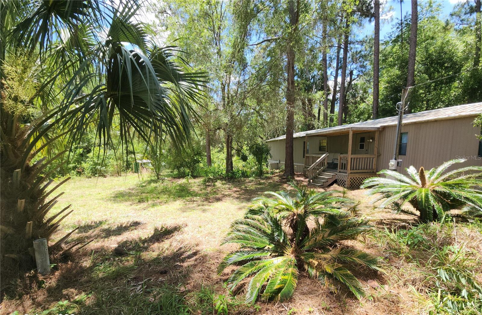 RIVER RETREATS - Residential
