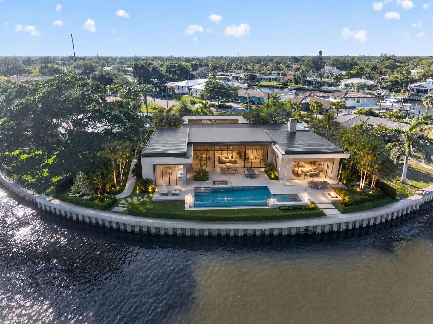 NORTH EAST PARK SHORES - Land