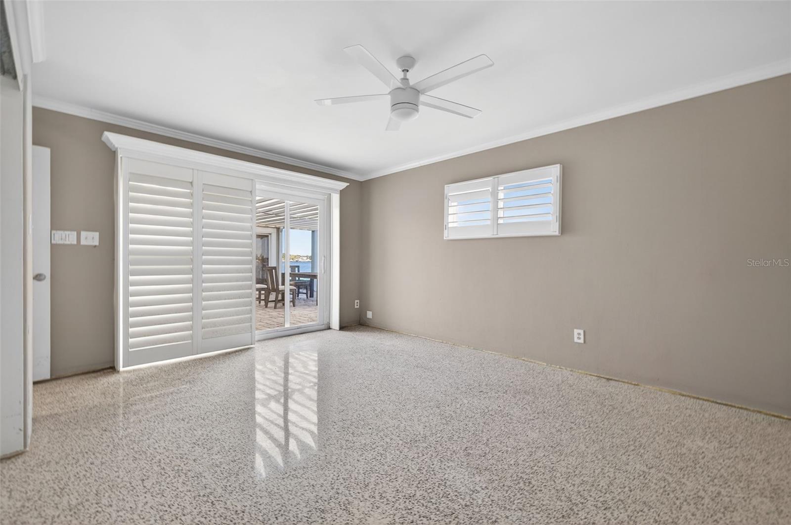 NORTH EAST PARK SHORES - Land