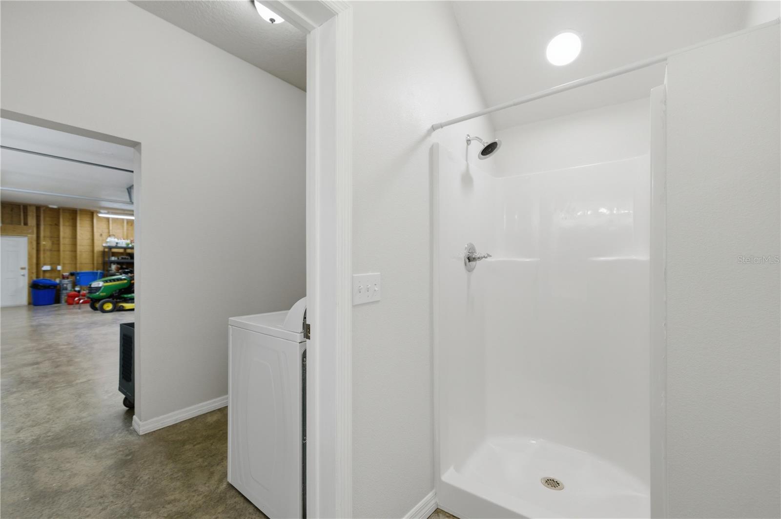 WILDWOOD COUNTRY ESTATES PH ONE - Residential