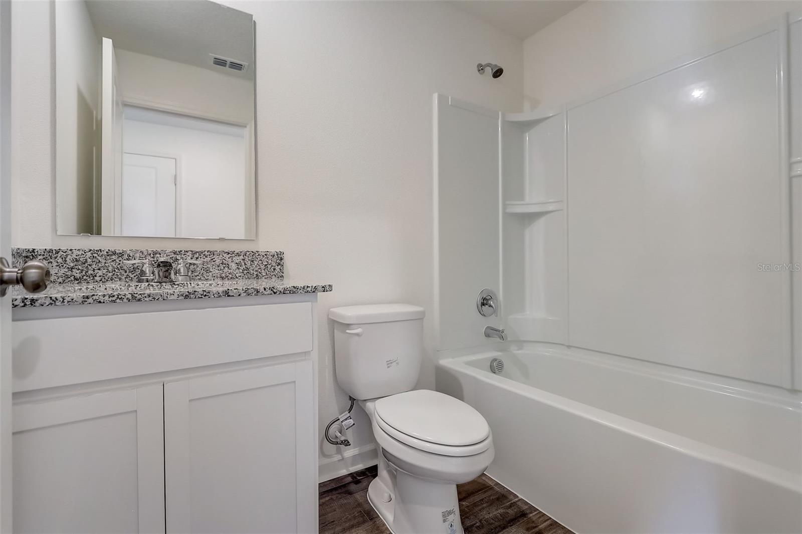 VERO LAKE ESTATES - Residential