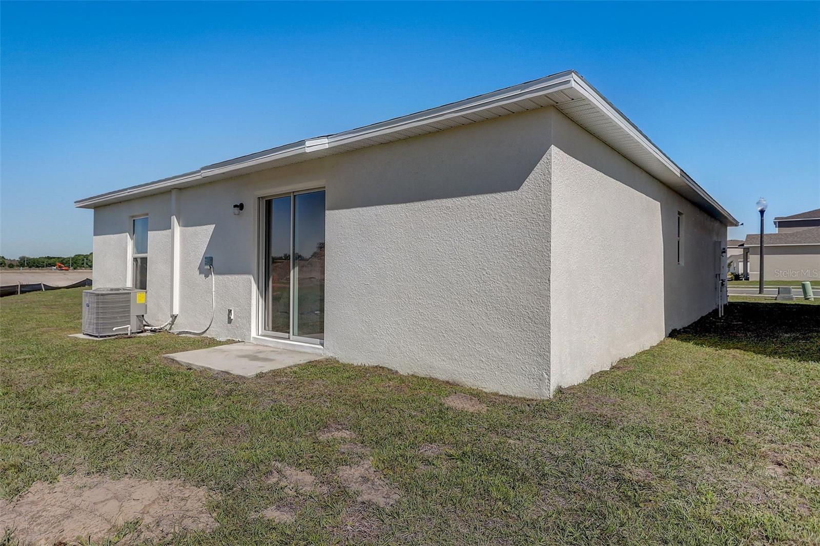 VERO LAKE ESTATES - Residential