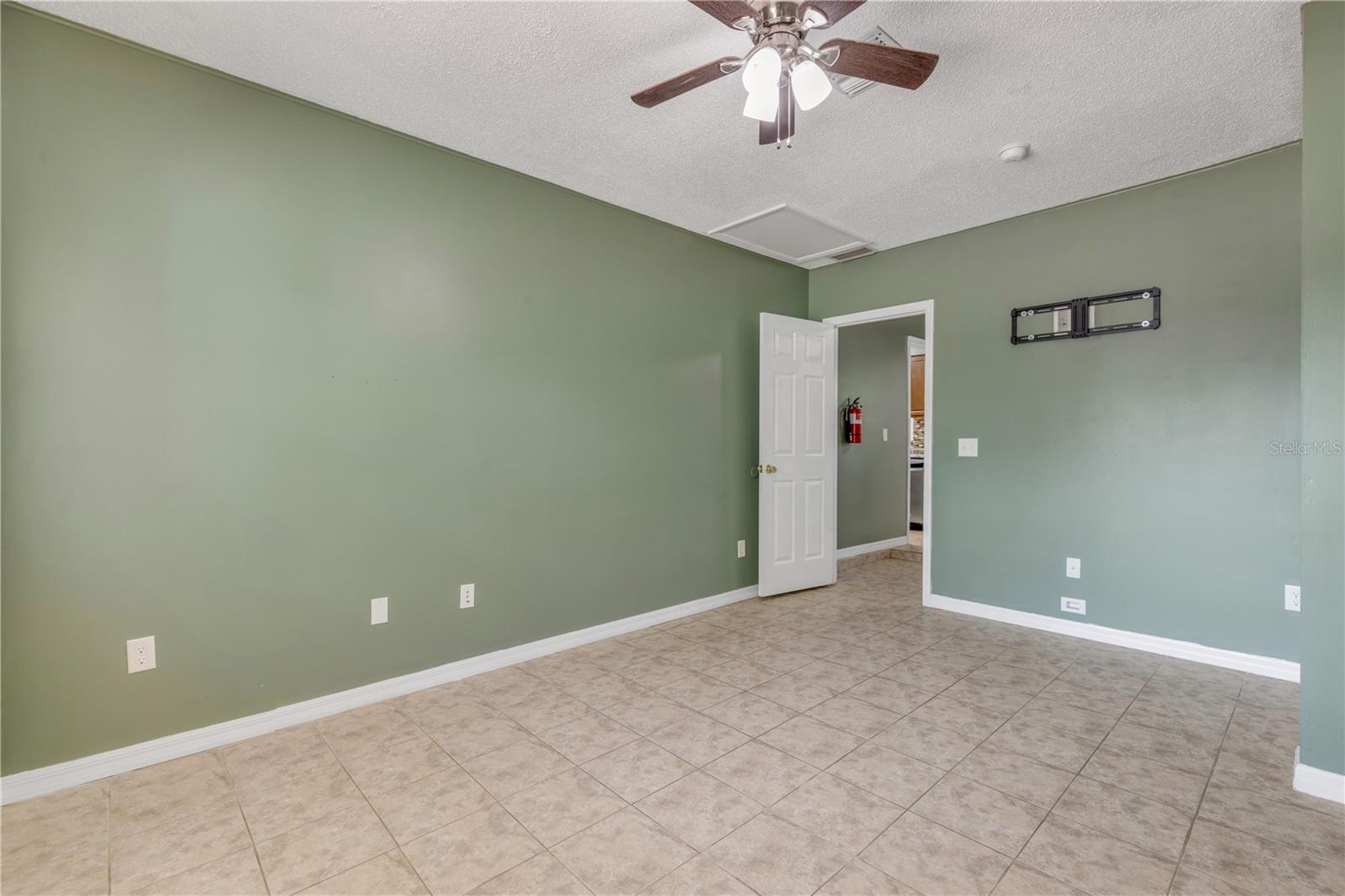 ALCOVA HEIGHTS - Residential