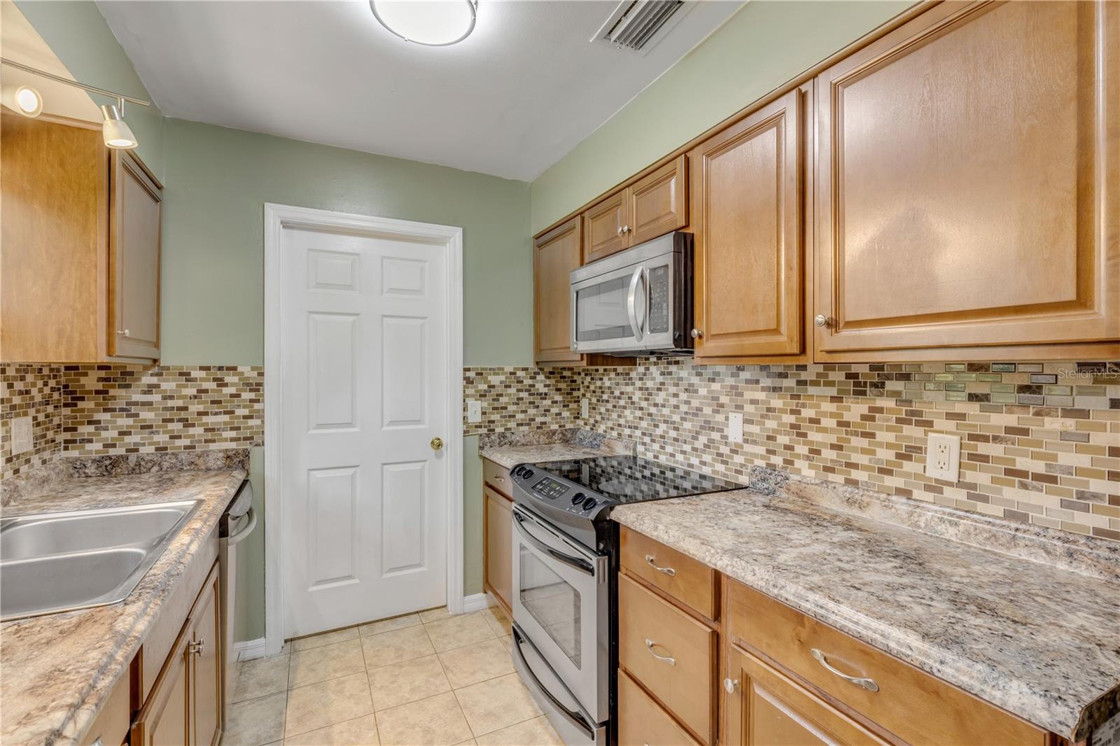ALCOVA HEIGHTS - Residential