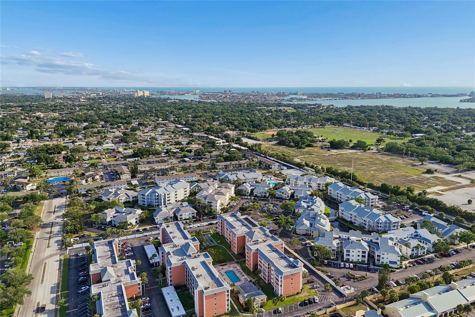 CROSSWINDS COLONY ONE CONDO - Residential