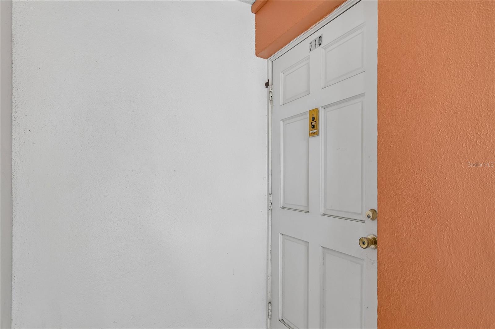 CROSSWINDS COLONY ONE CONDO - Residential