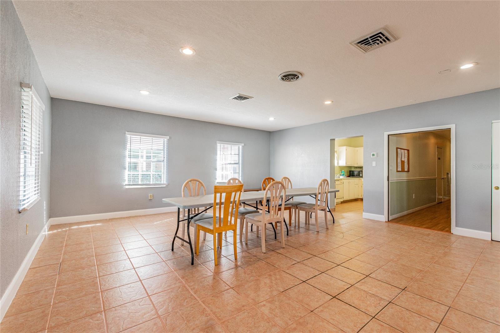 CROSSWINDS COLONY ONE CONDO - Residential