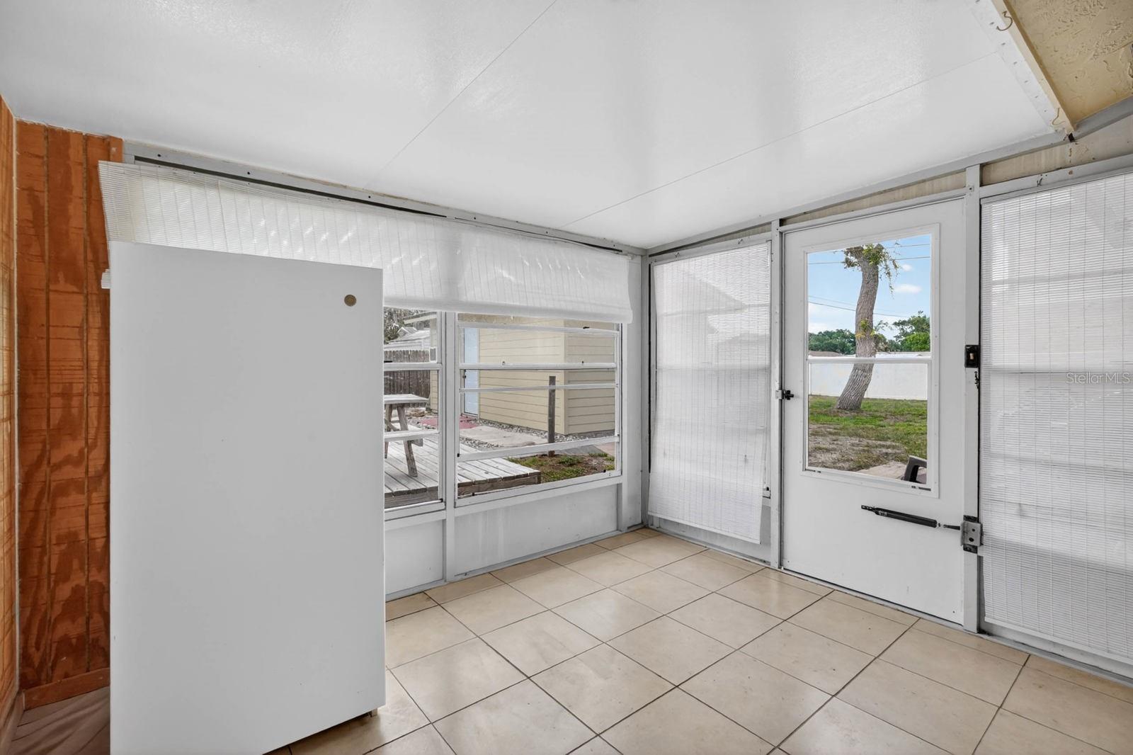 FLORIDA SHORES 01 - Residential