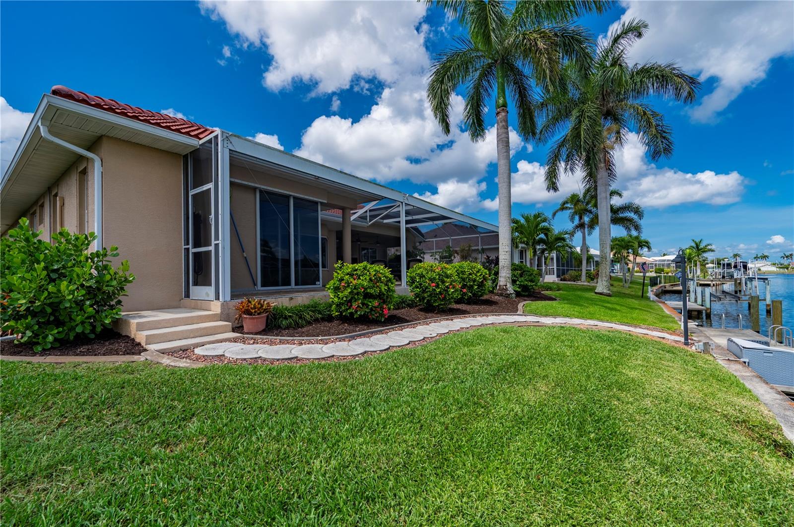 PUNTA GORDA ISLES SEC 08 - Residential