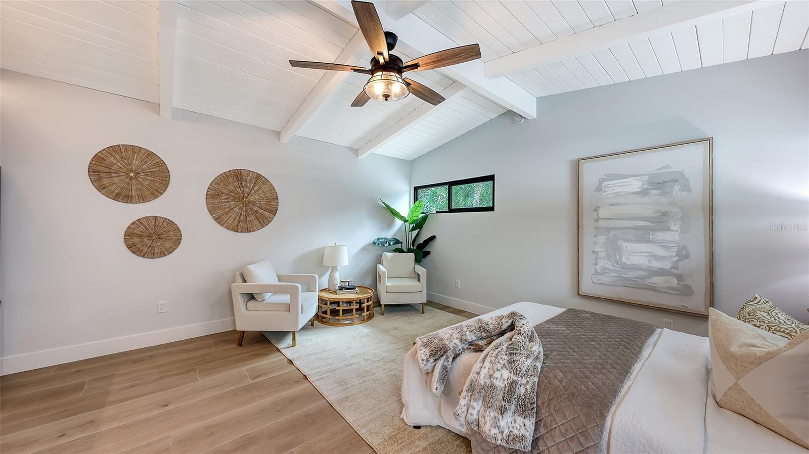 SANDERLING CLUB - Residential