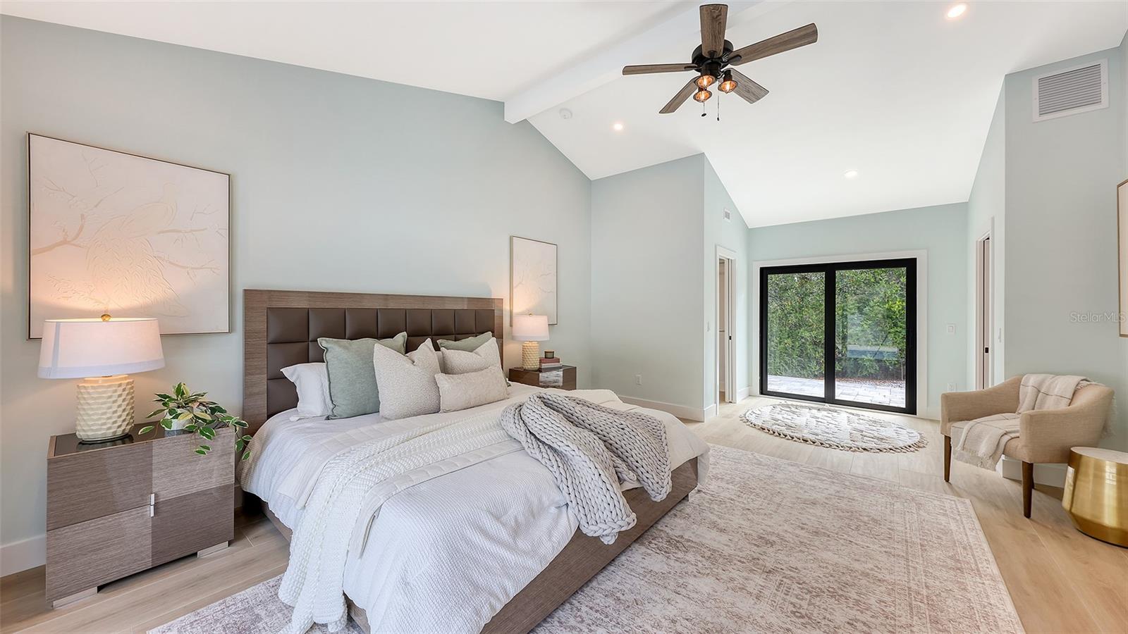 SANDERLING CLUB - Residential