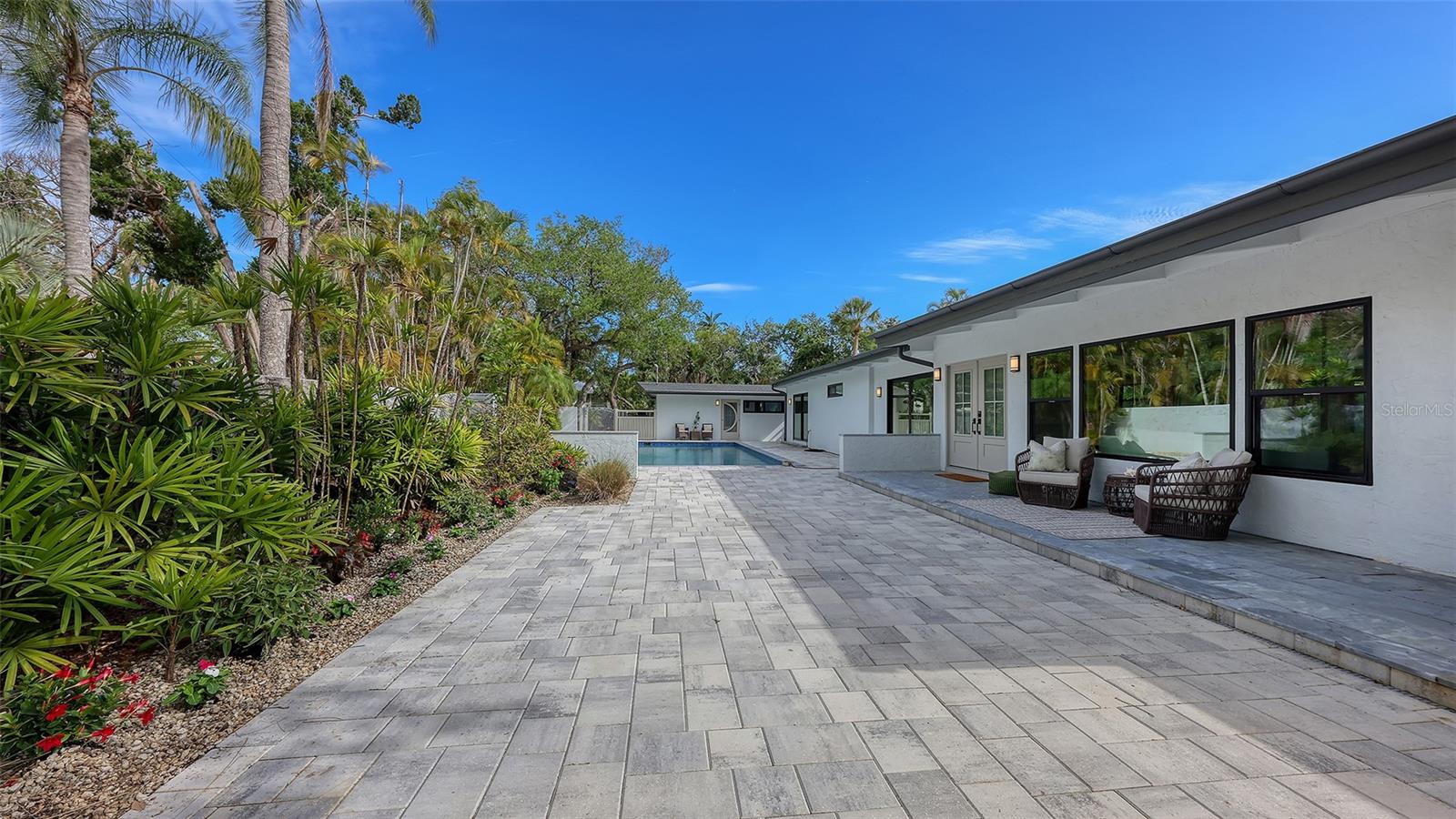 SANDERLING CLUB - Residential