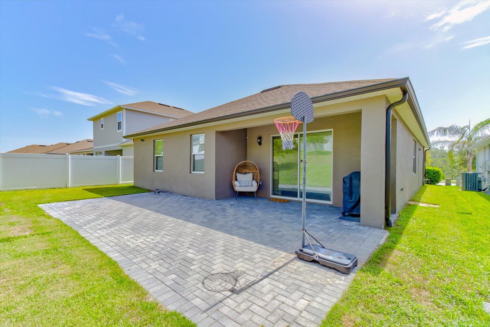 SUMMERBROOKE - Residential