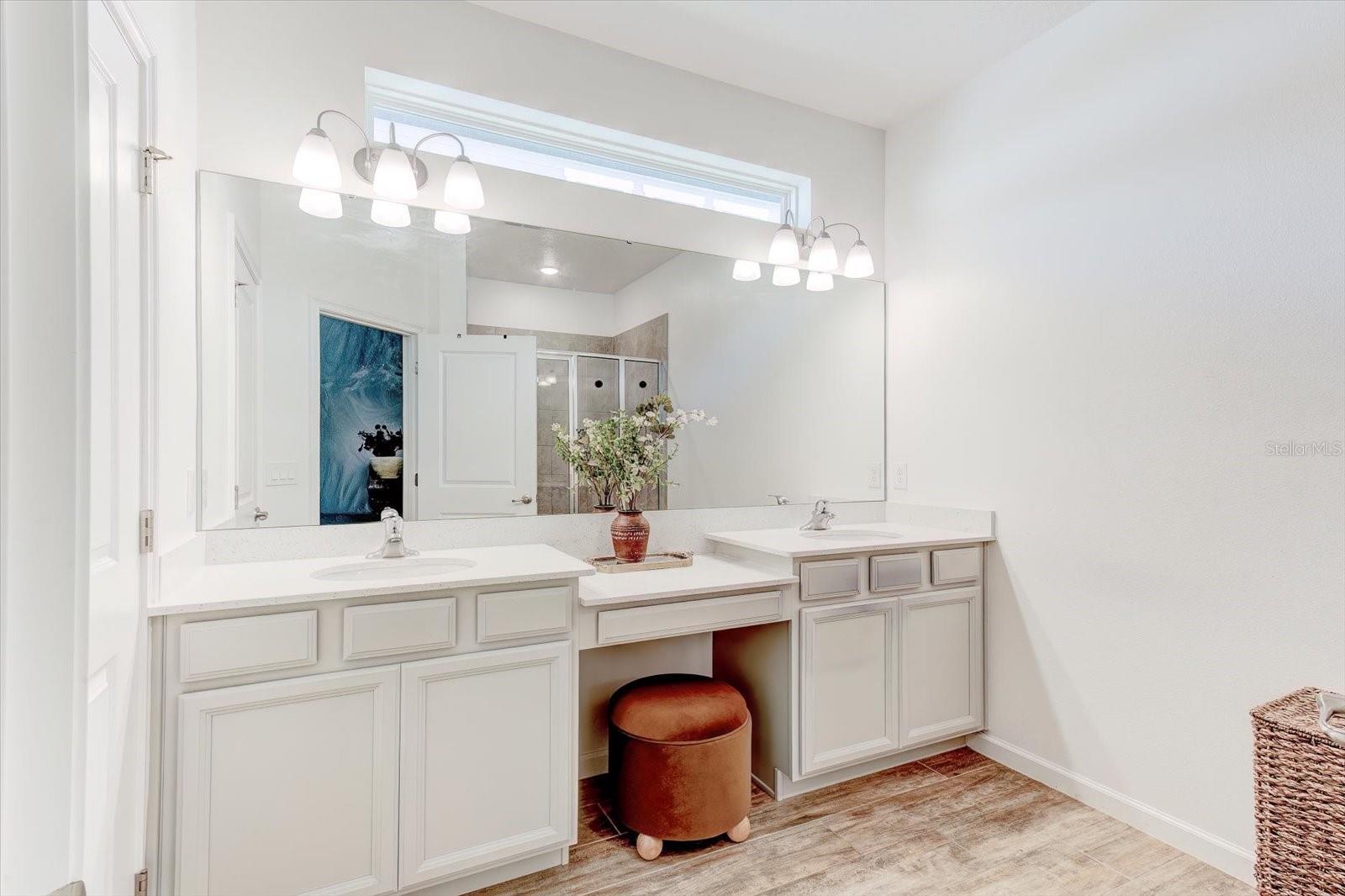SUMMERBROOKE - Residential