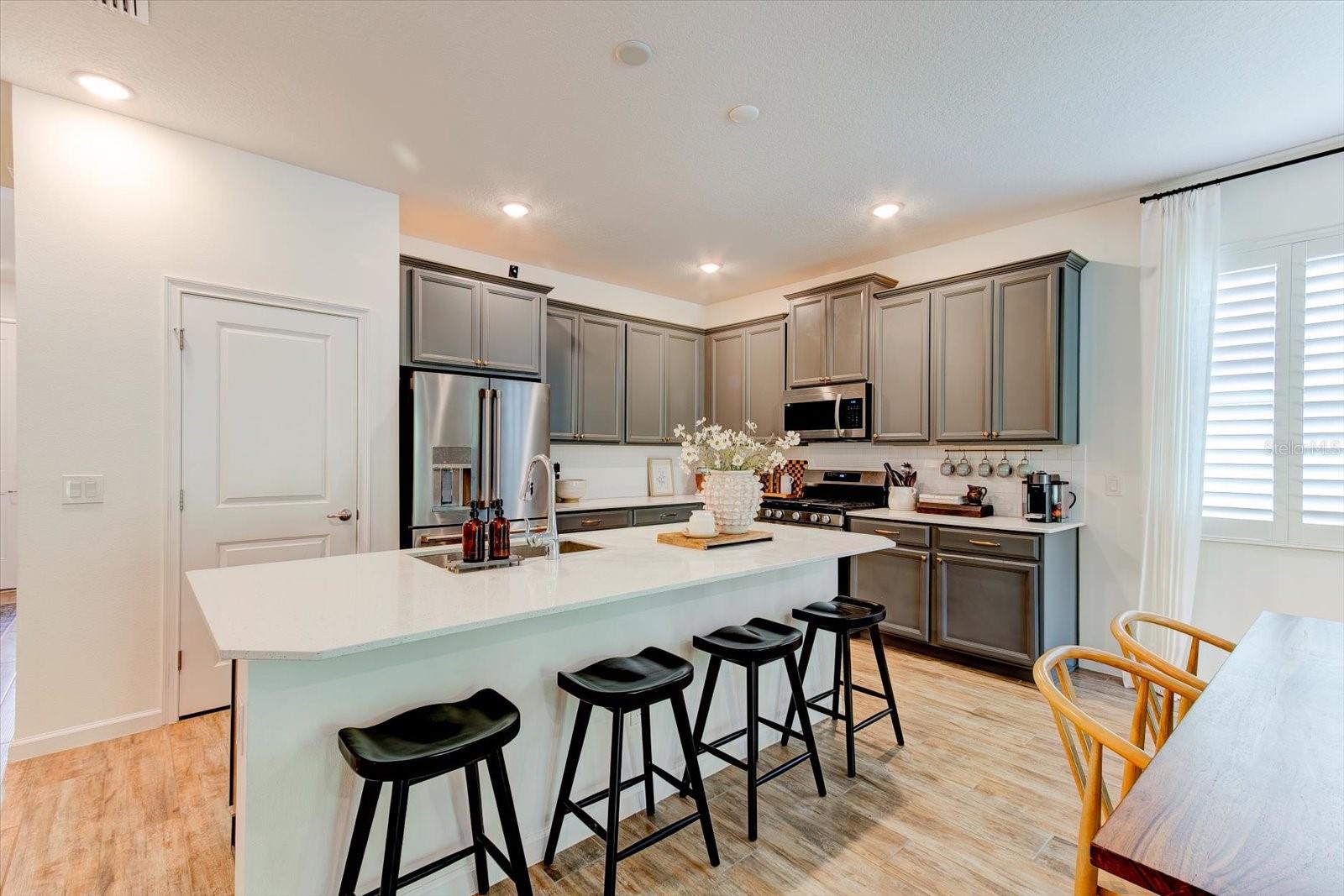 SUMMERBROOKE - Residential