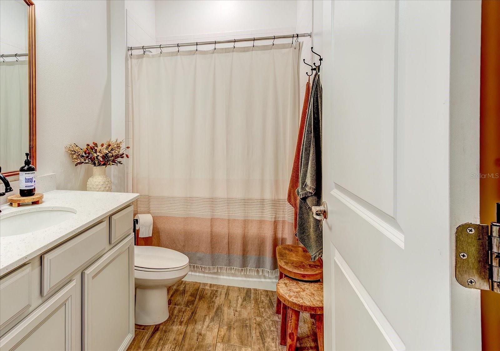 SUMMERBROOKE - Residential