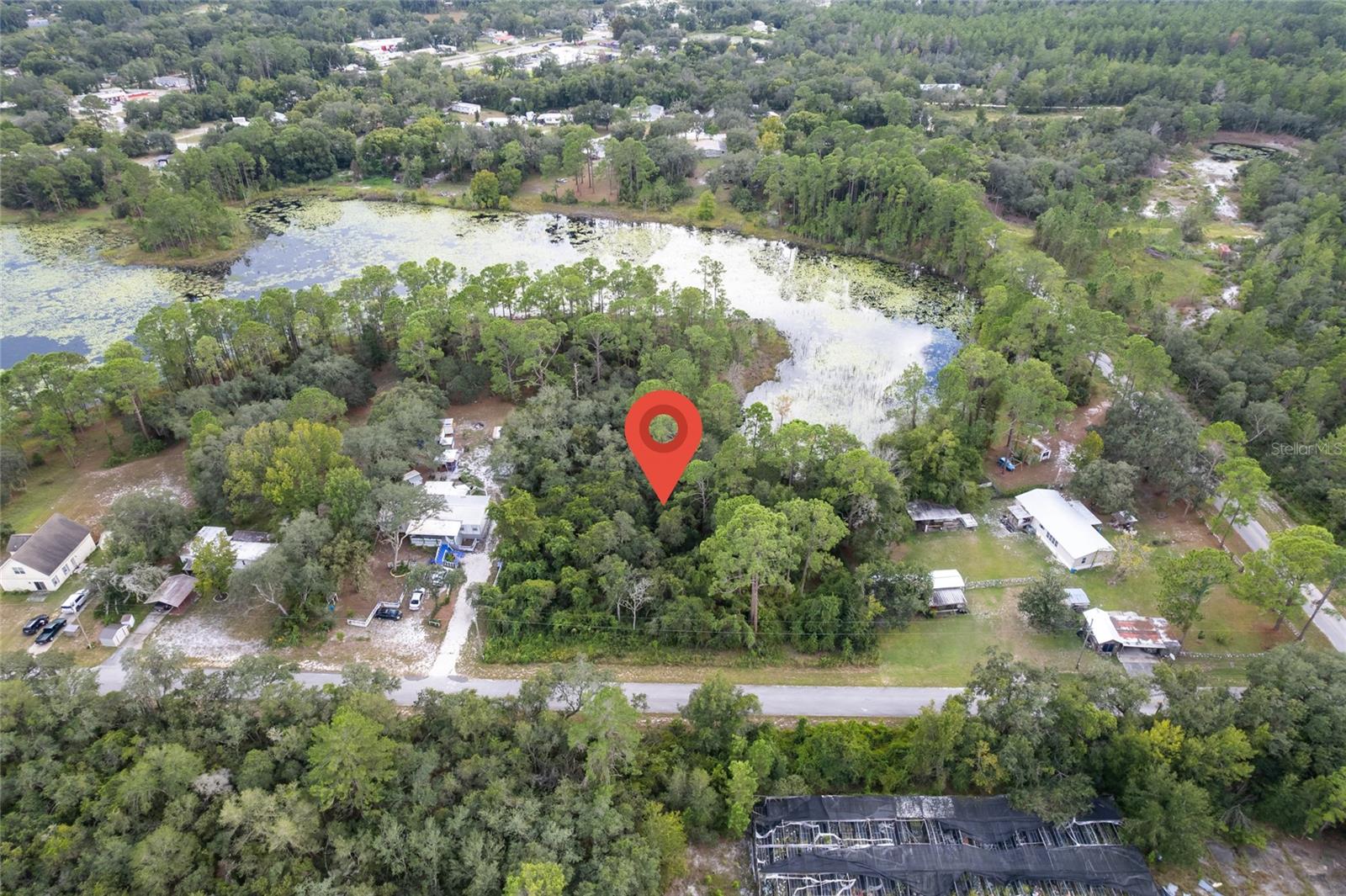 PINE LAKES - Land