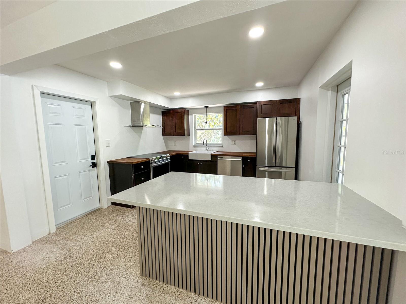BAYOU HEIGHTS HANLONS - Residential Lease