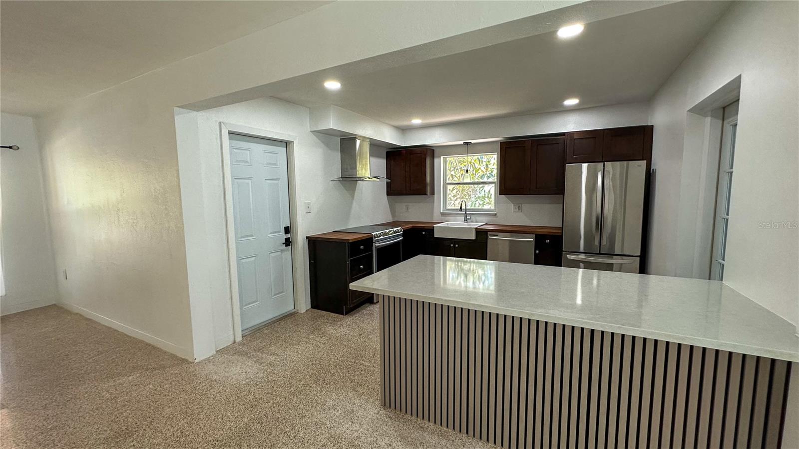 BAYOU HEIGHTS HANLONS - Residential Lease