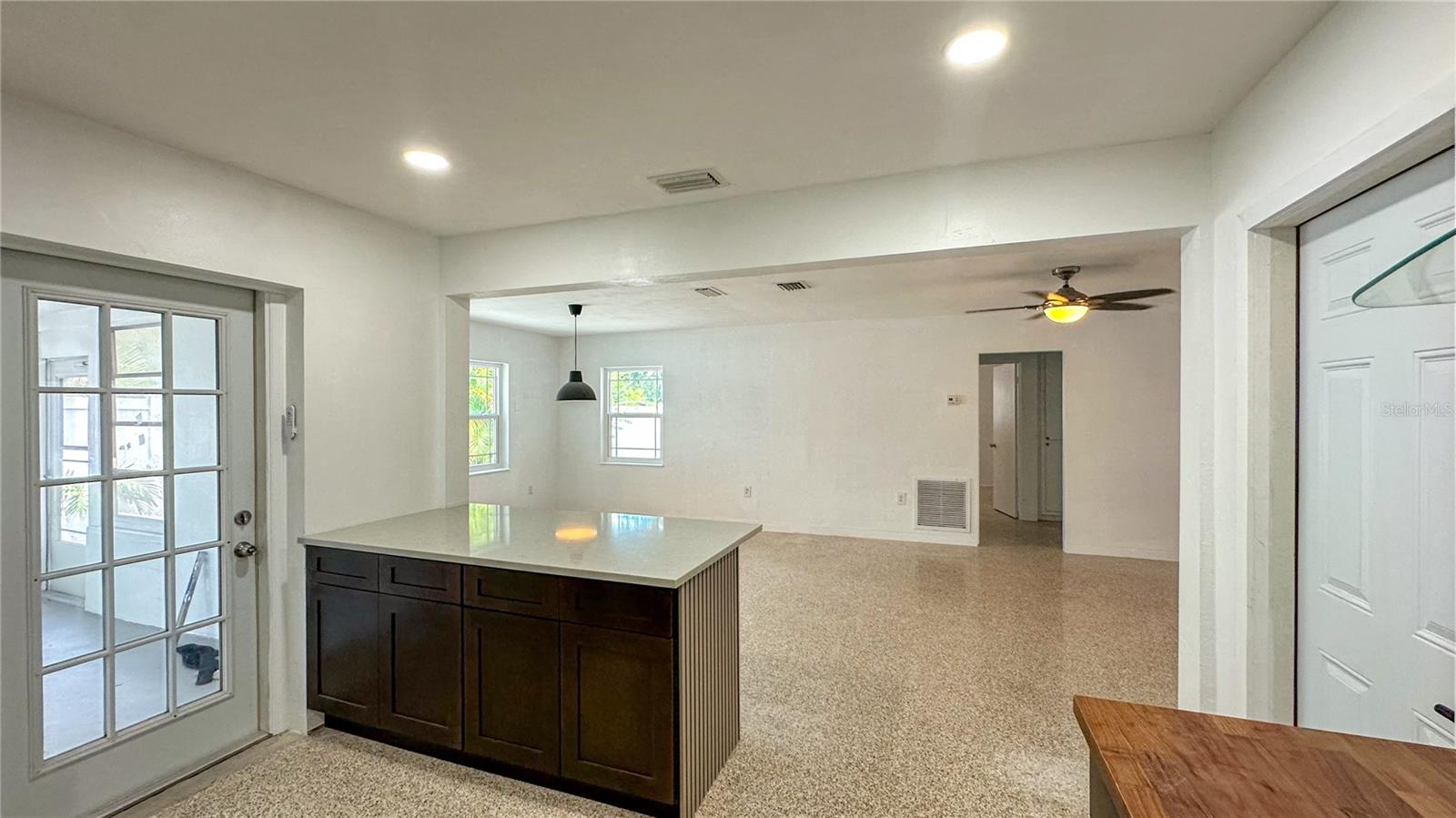 BAYOU HEIGHTS HANLONS - Residential Lease